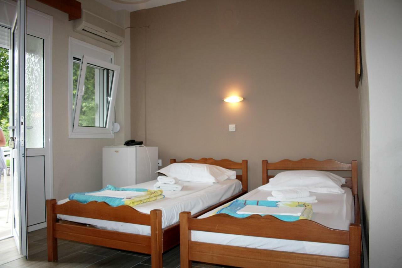 Ενοικιαζόμενα Δωμάτια Ενιπεύς- Rooms Enipeas Litochoro Exteriör bild