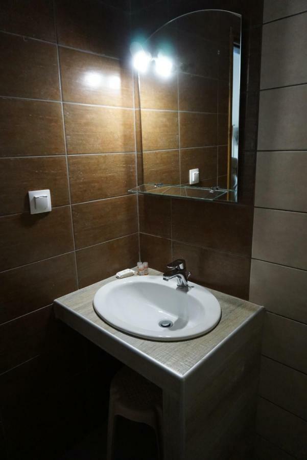 Ενοικιαζόμενα Δωμάτια Ενιπεύς- Rooms Enipeas Litochoro Exteriör bild